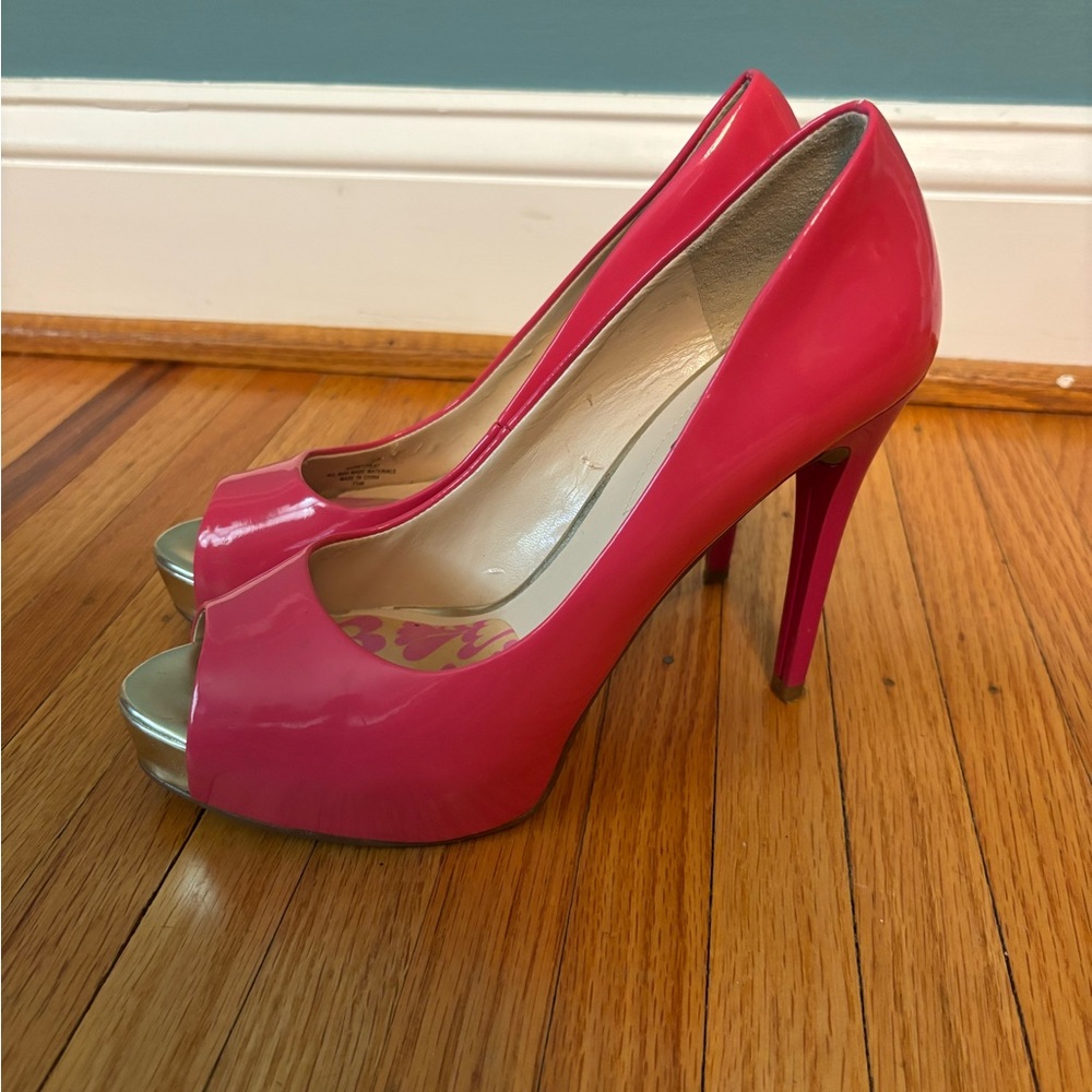 Guess Platform High Heel Peep Toe Two Toned Vibrant Pink Shoes Size 7.5